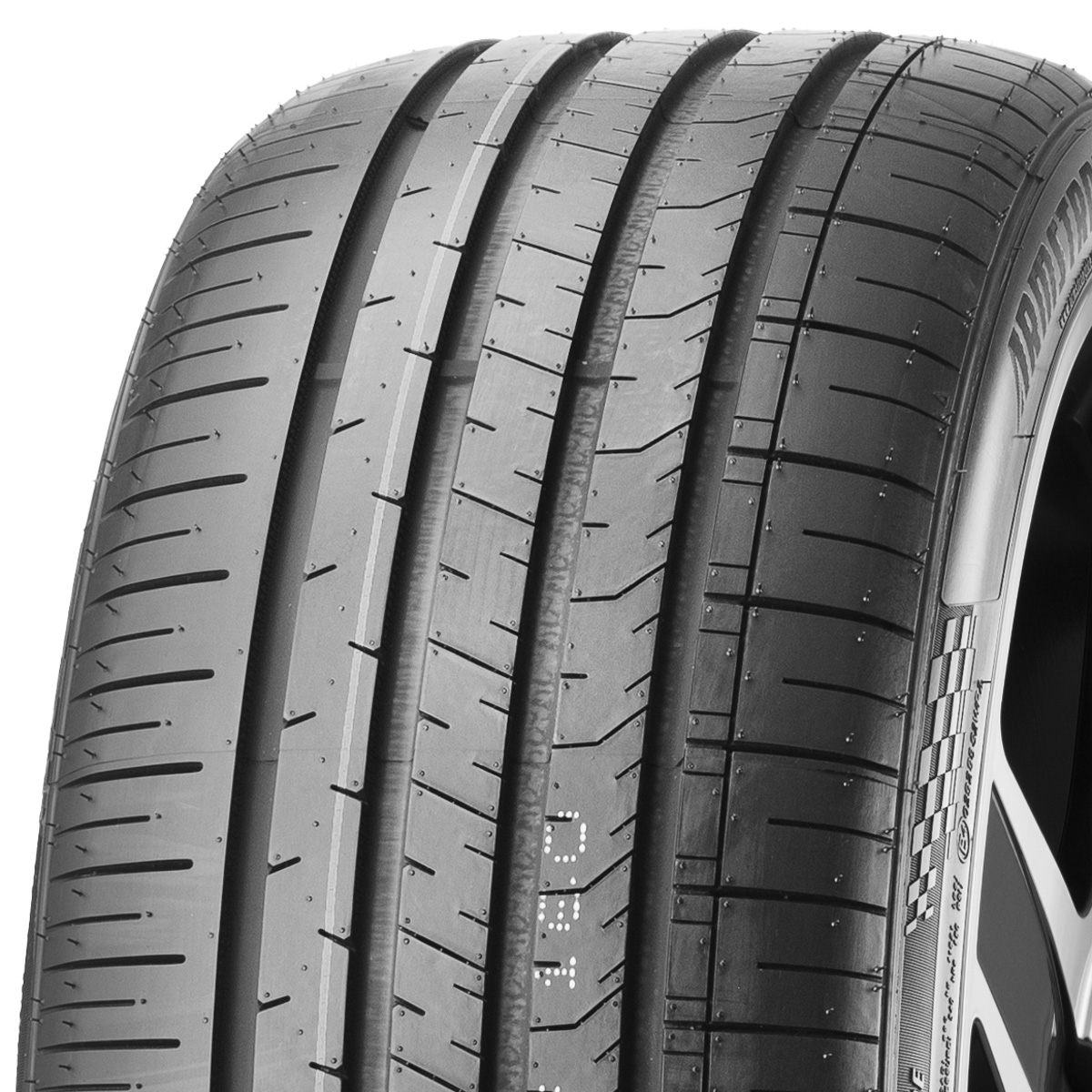 Armstrong Blu-Trac HP 245/35 R20 95Y