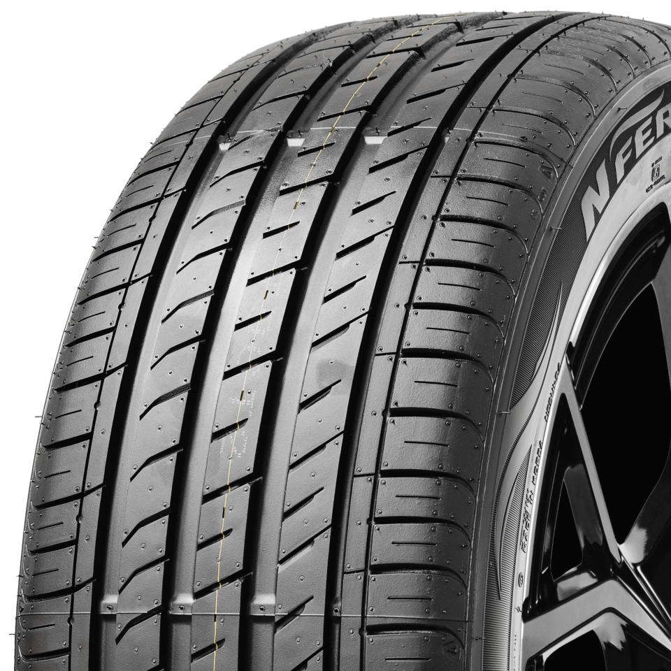 Roadstone N'Fera SU1 245/50 R18 104W XL