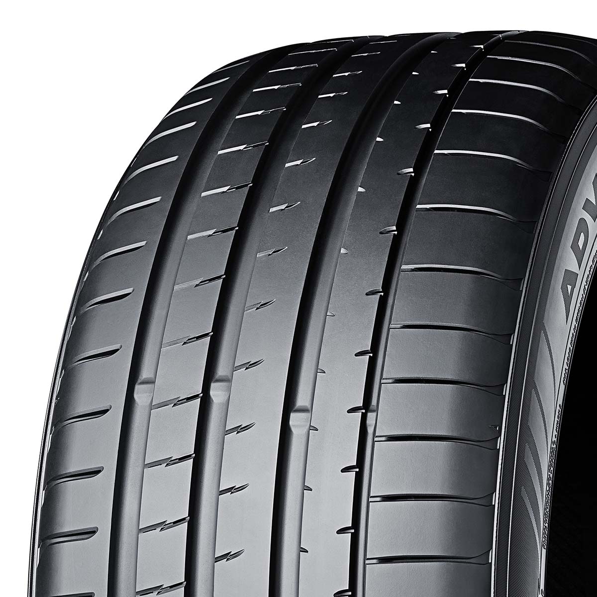 Yokohama Advan Sport V107E старше 3-х лет 245/50 R19 105Y