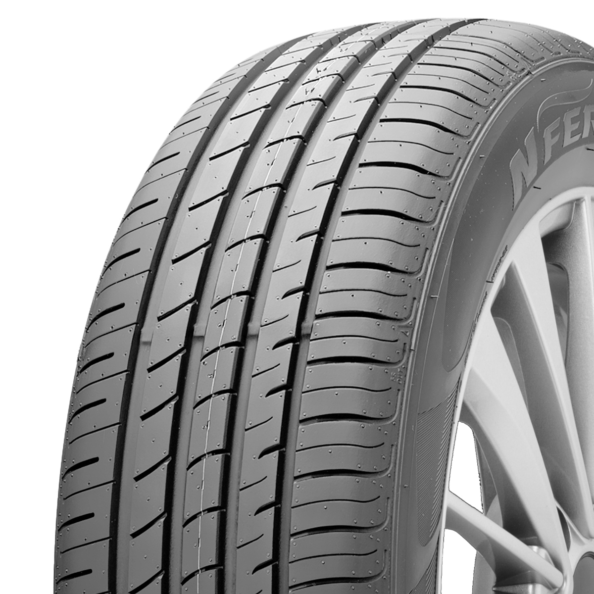 Roadstone N'Fera RU1 225/55 R19 99H