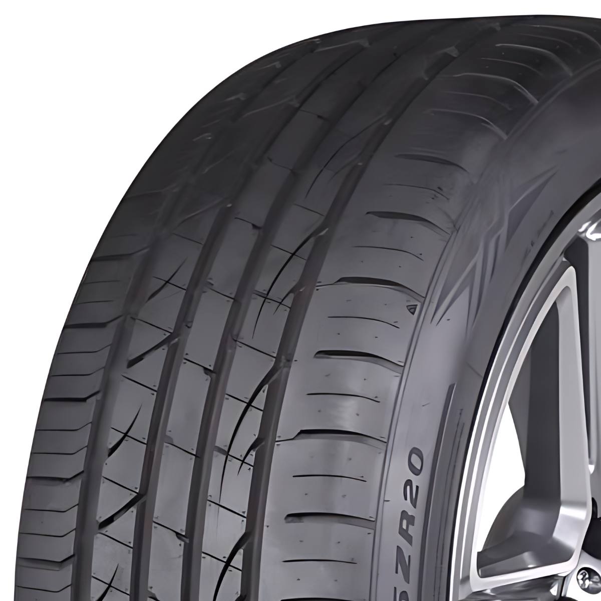 Fortune FSR-702 255/35 R19 96Y