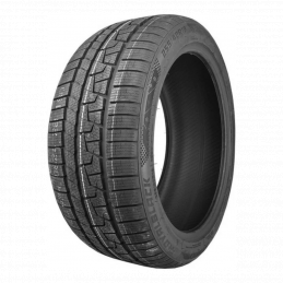 Royal Black Royal Winter UHP 235/50R19 103V XL